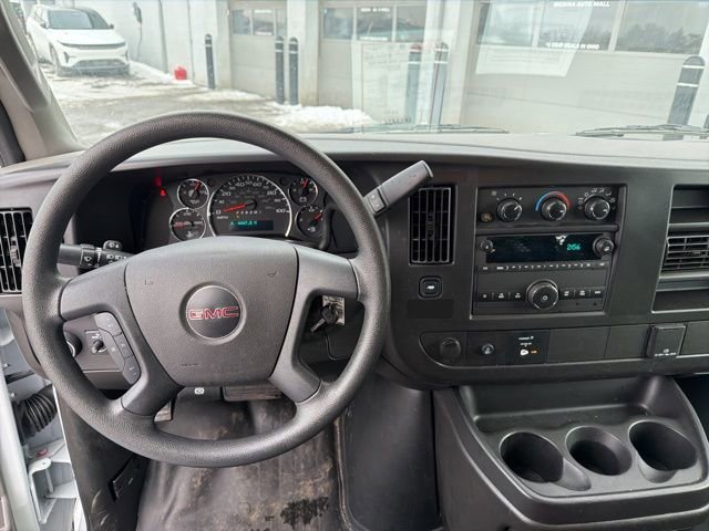 Used 2024 GMC Savana 2500 w/ Driver Convenience Package image 14