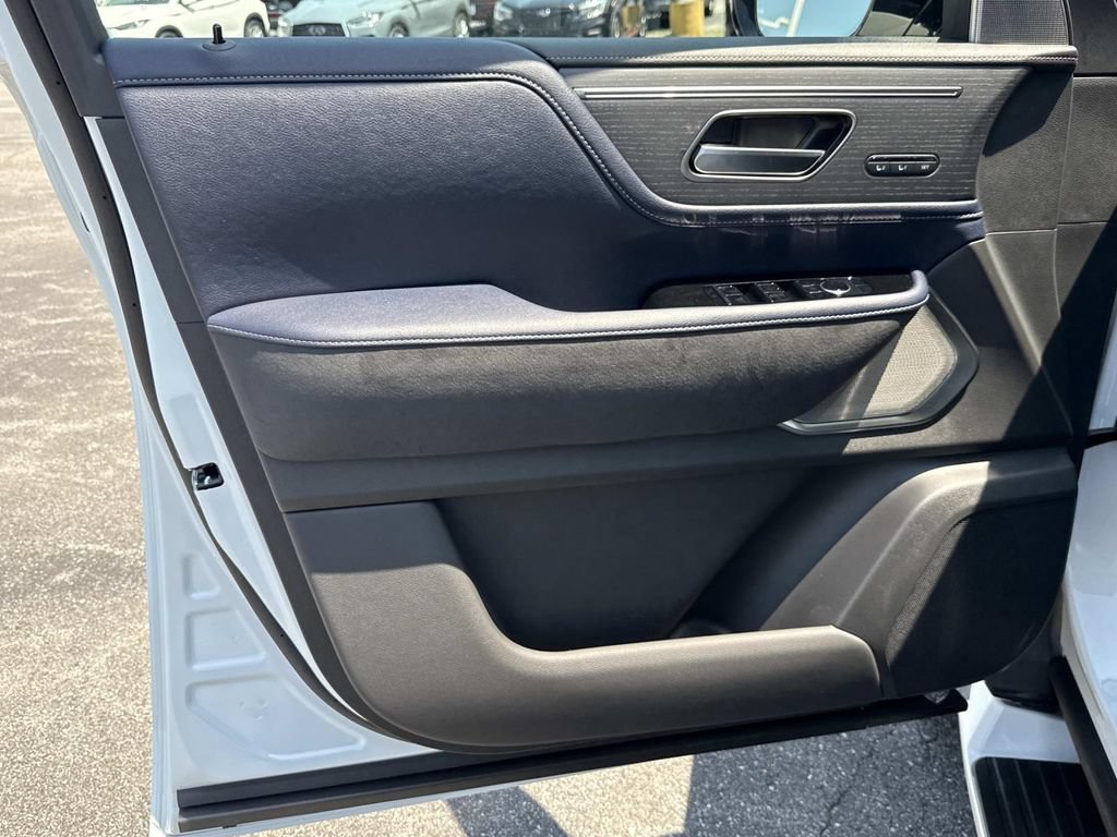 New 2027 INFINITI QX80 Sensory w/ Sport Exterior Package AWD/4WD image 15