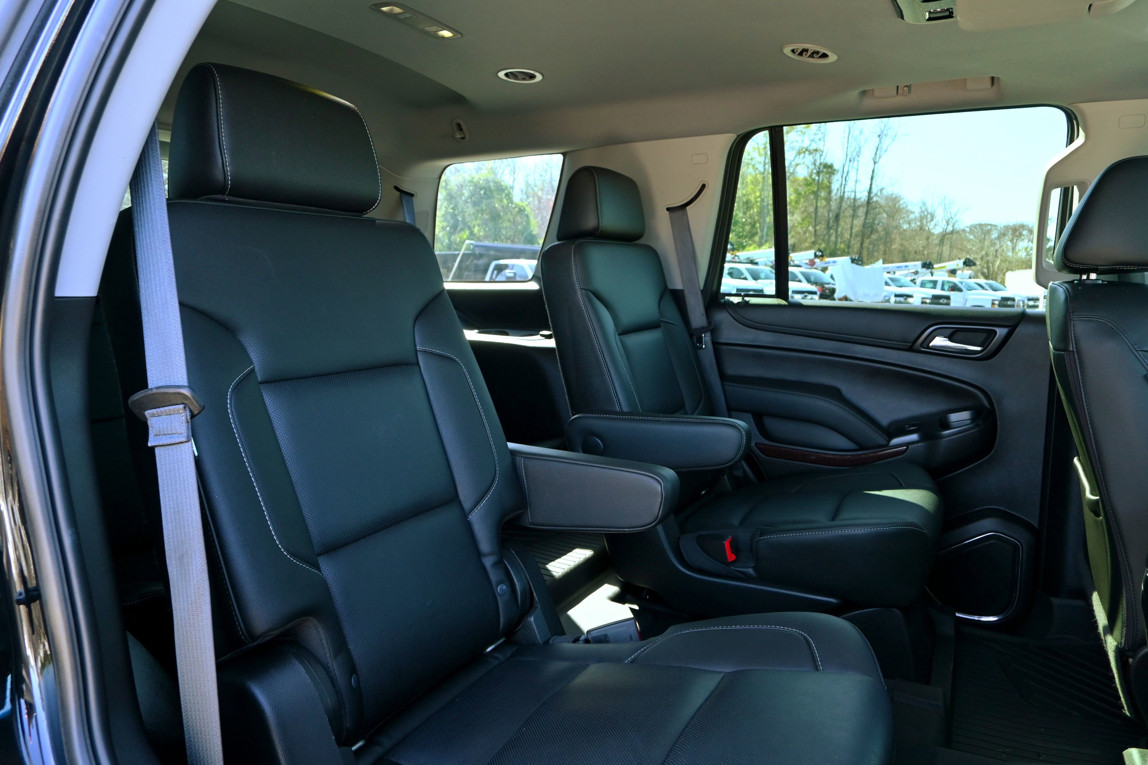 Used 2019 GMC Yukon SLT w/ Open Road Package image 9