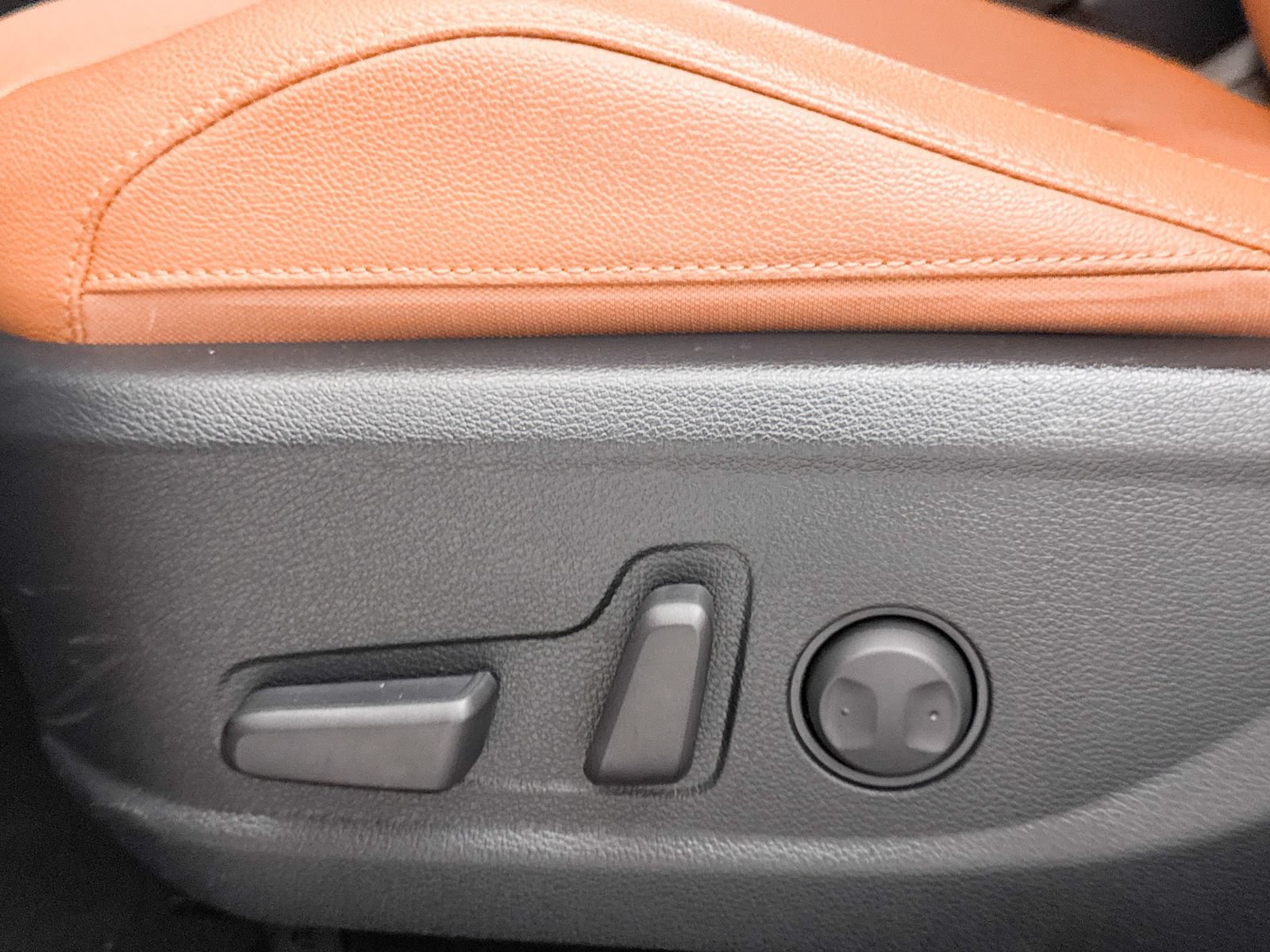 Certified 2025 Kia Soul EX FWD image 28