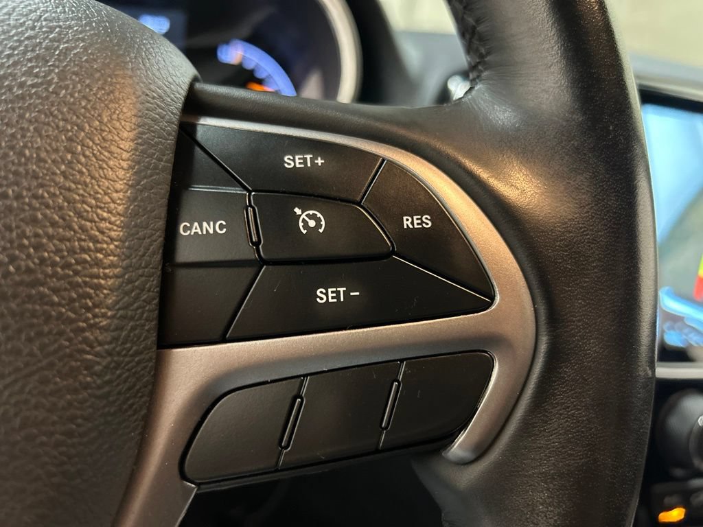 Used 2020 Jeep Grand Cherokee Altitude AWD/4WD image 22