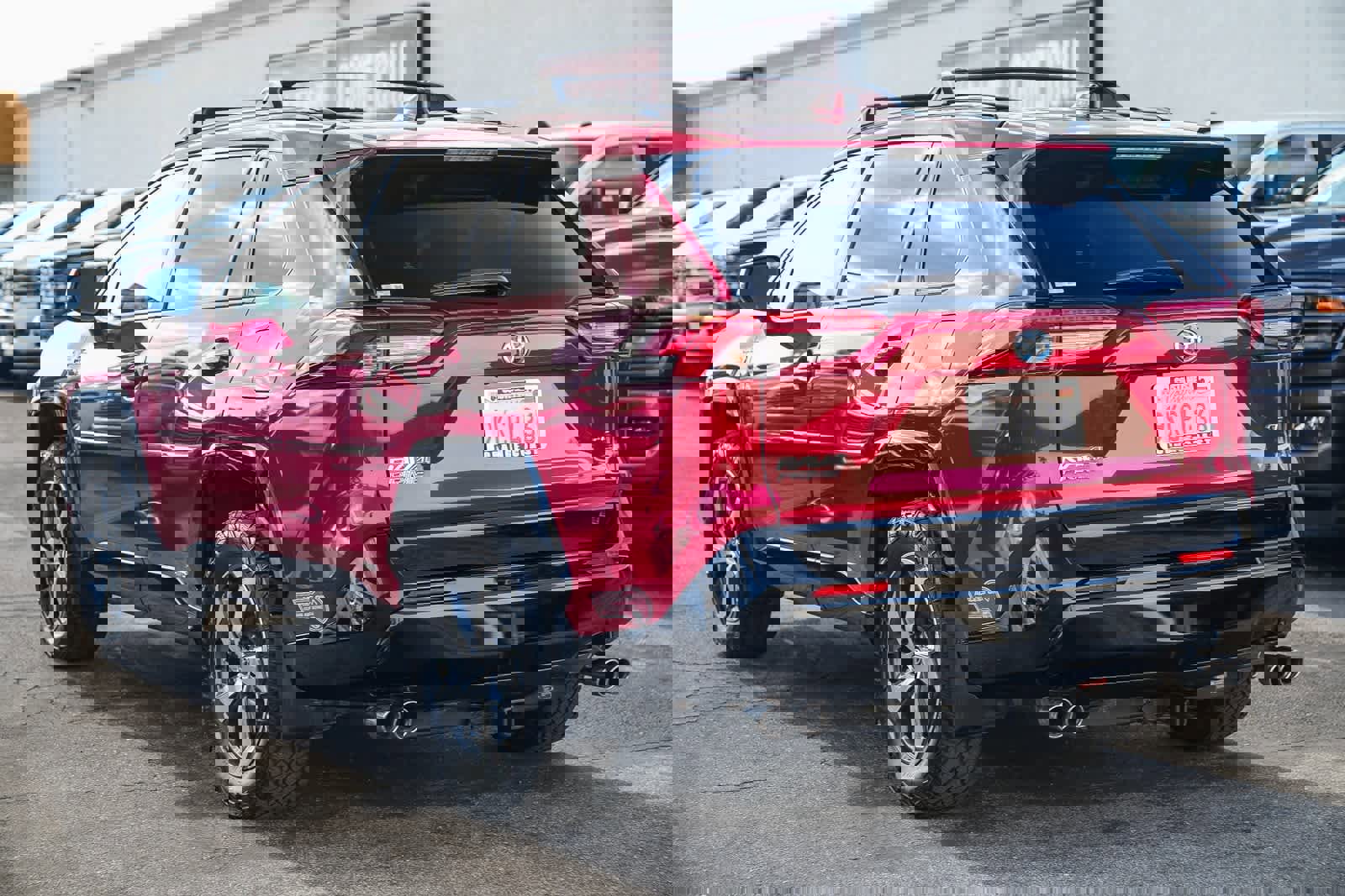 Used 2021 Toyota RAV4 SE w/ Weather & Moonroof Package image 6