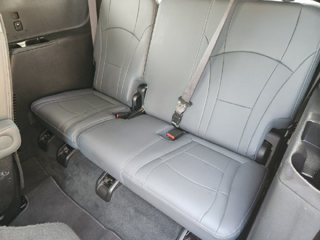 Used 2021 Buick Enclave Essence w/ Sport Touring Edition FWD image 30