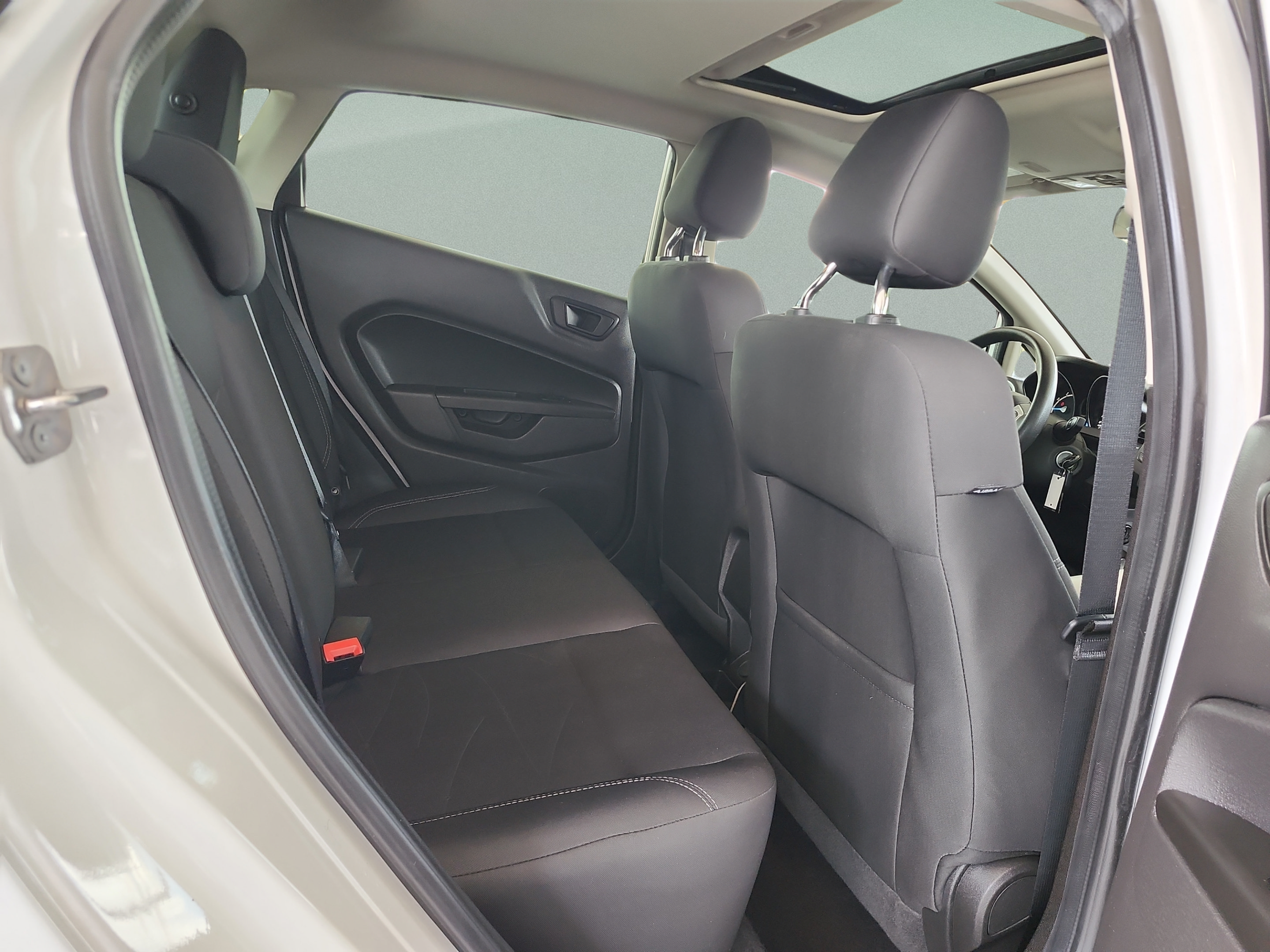 Certified 2019 Ford Fiesta SE FWD image 16