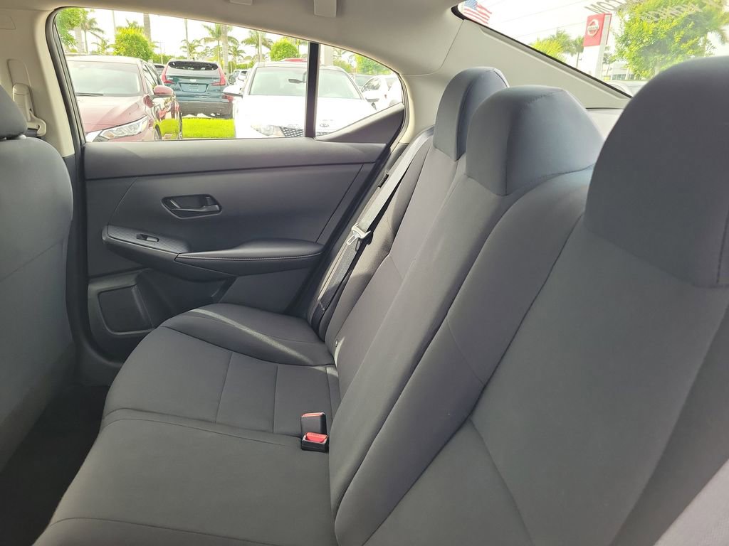 Used 2025 Nissan Sentra S FWD image 10