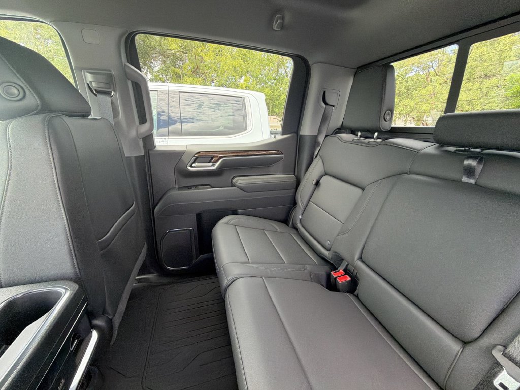 New 2026 GMC Sierra 1500 Elevation w/ Elevation Premium Package AWD/4WD image 12