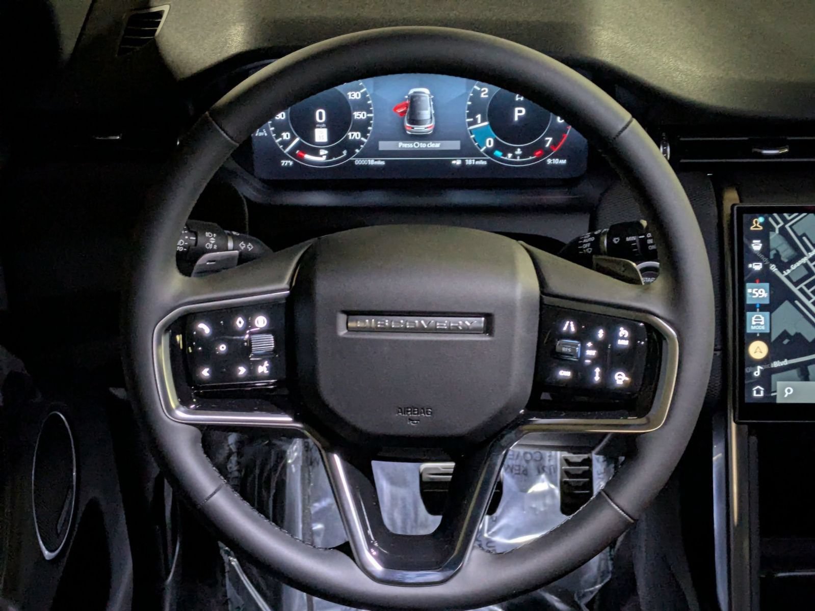 New 2026 Land Rover Discovery Sport Landmark AWD/4WD image 17