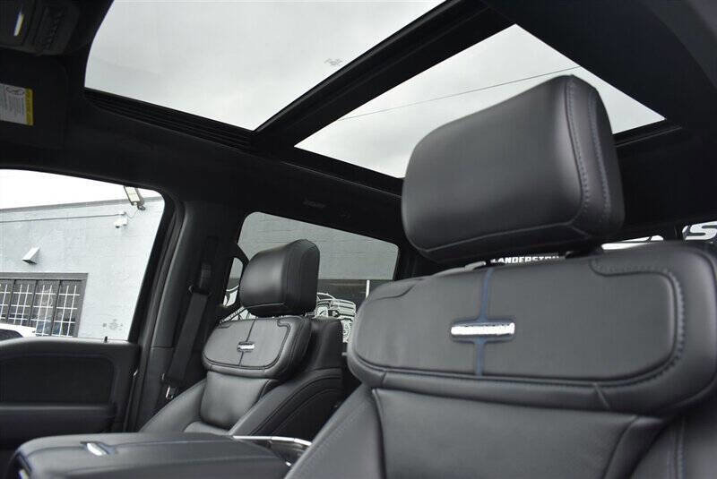 Used 2025 Ford F450 Platinum w/ FX4 Off-Road Package image 16