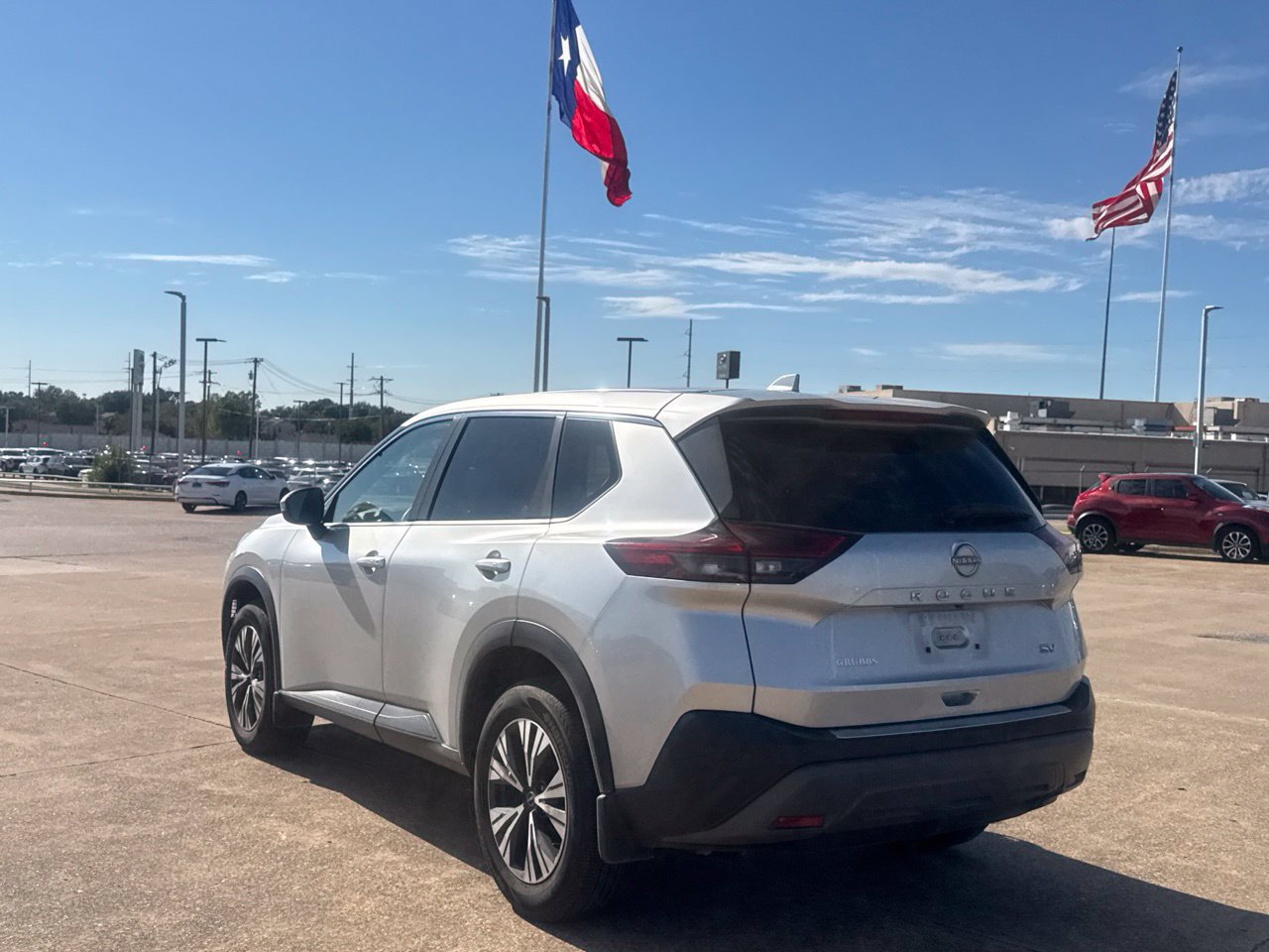 Certified 2023 Nissan Rogue SV FWD image 22