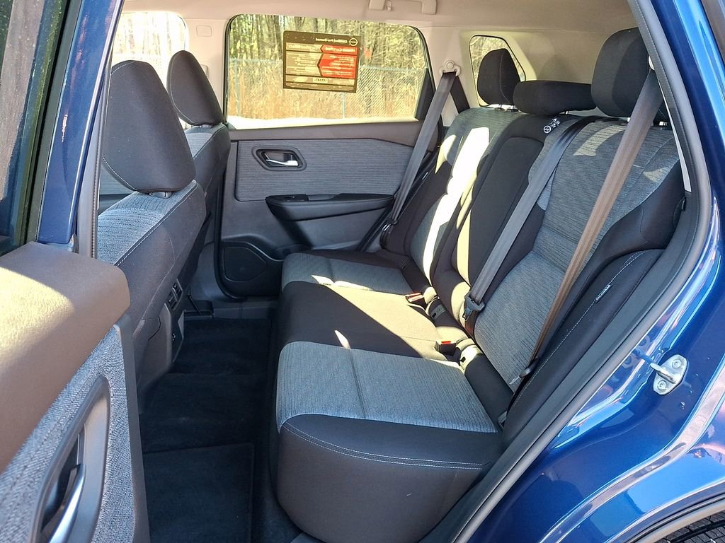 Certified 2023 Nissan Rogue SV image 11