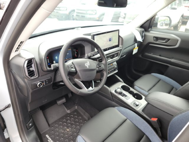 New 2026 Ford Bronco Sport Outer Banks w/ Outer Banks Tech Package+ AWD/4WD image 17