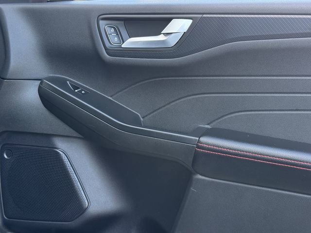 Used 2024 Ford Escape ST-Line image 27