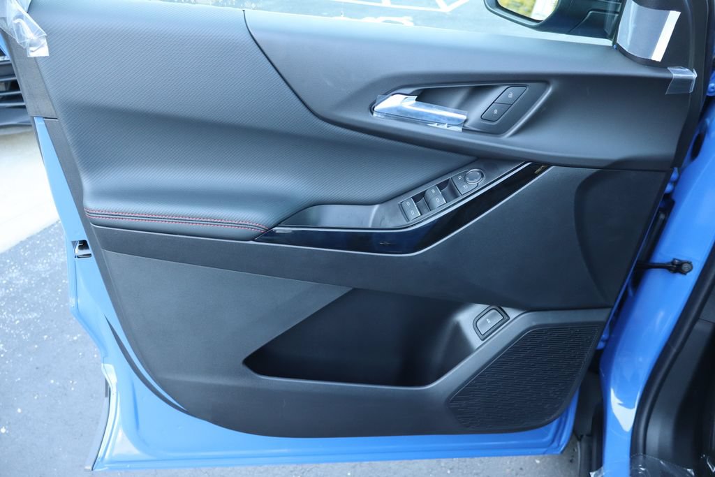 New 2027 Chevrolet Equinox RS FWD image 4