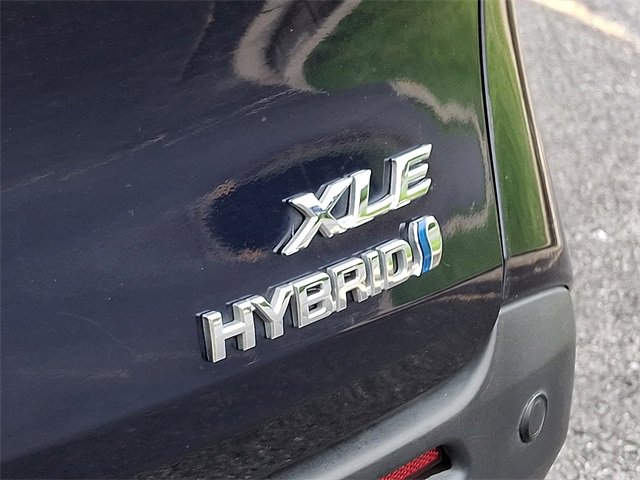 Used 2024 Toyota Sienna XLE image 31