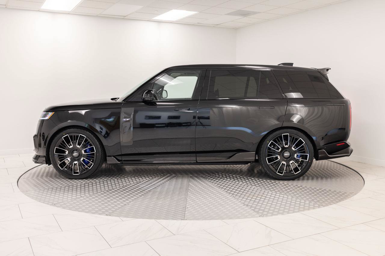 Used 2025 Land Rover Range Rover Long Wheelbase Autobiography AWD/4WD image 4