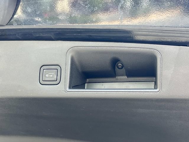 Used 2023 GMC Terrain AT4 AWD/4WD image 13