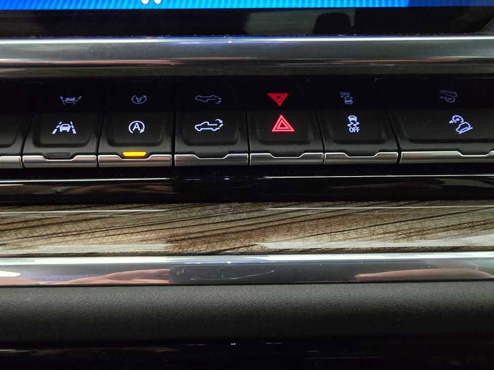 New 2025 Chevrolet Silverado 1500 LT w/ Z71 Off-Road Package image 14