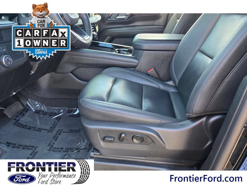 Used 2025 Chevrolet Tahoe LT RWD image 8