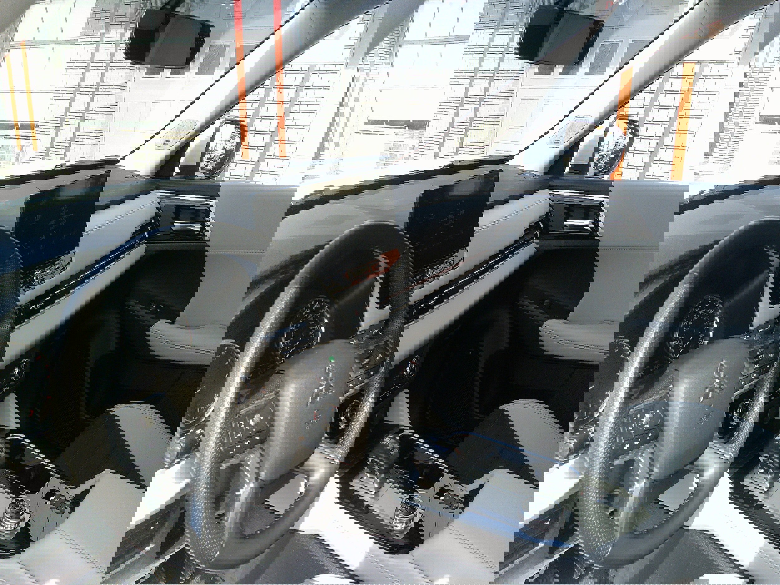 Used 2025 Mitsubishi Outlander SE image 20