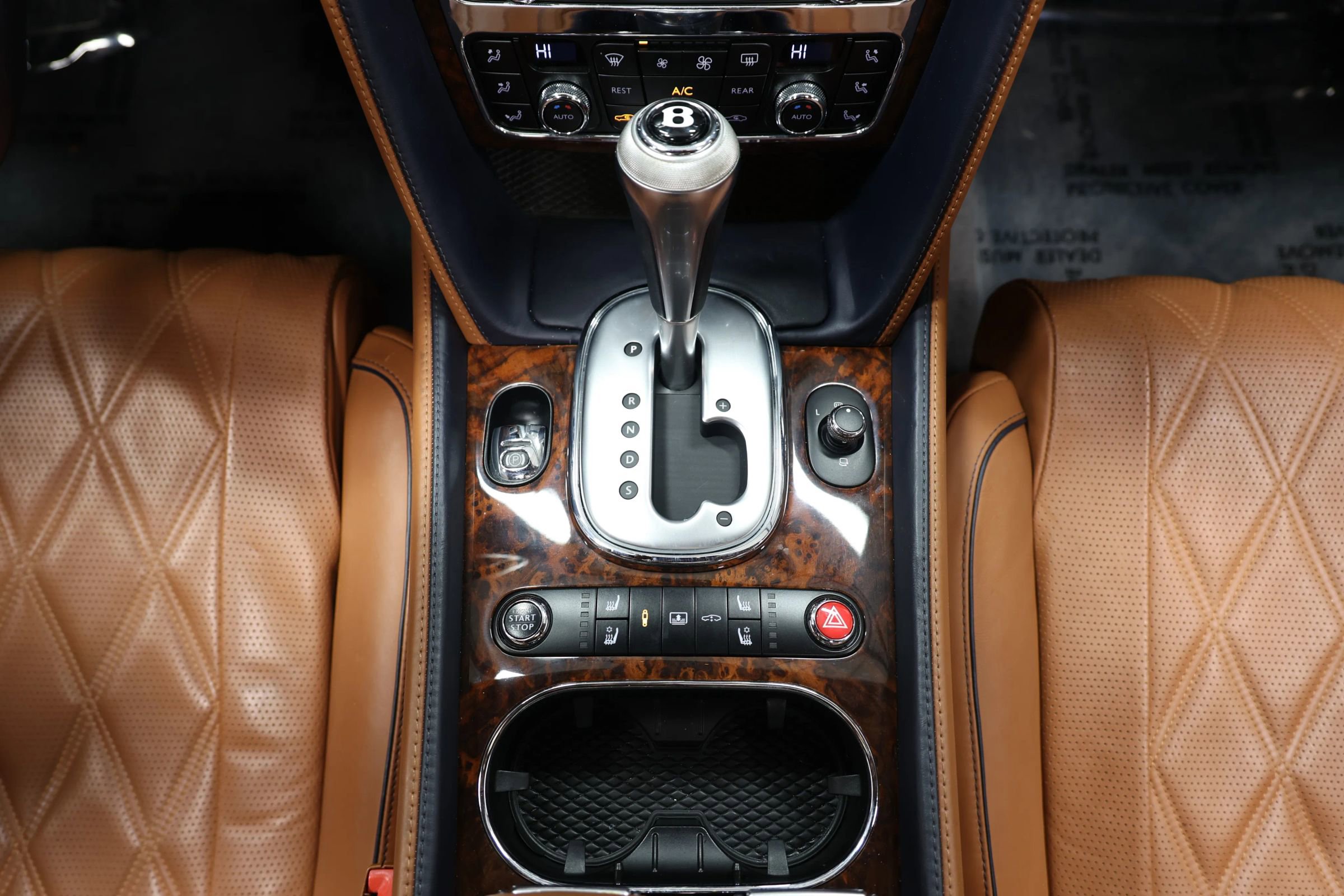 Used 2014 Bentley Flying Spur W12 image 34