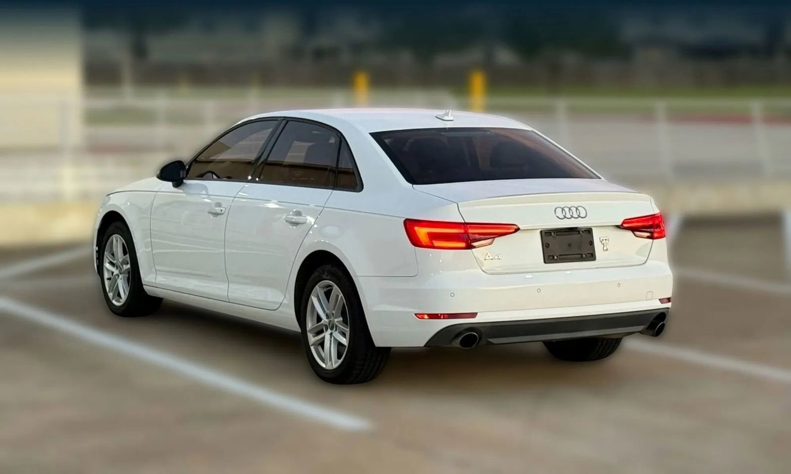 Used 2017 Audi A4 2.0T Premium image 6