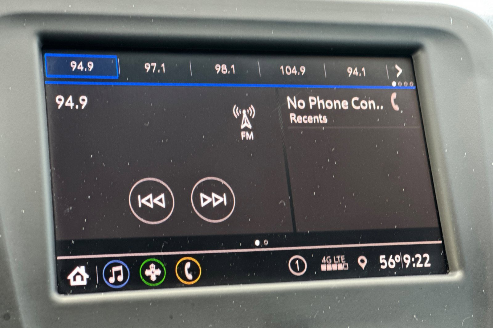 Used 2021 Chevrolet Equinox LS w/ LS Convenience Package image 18