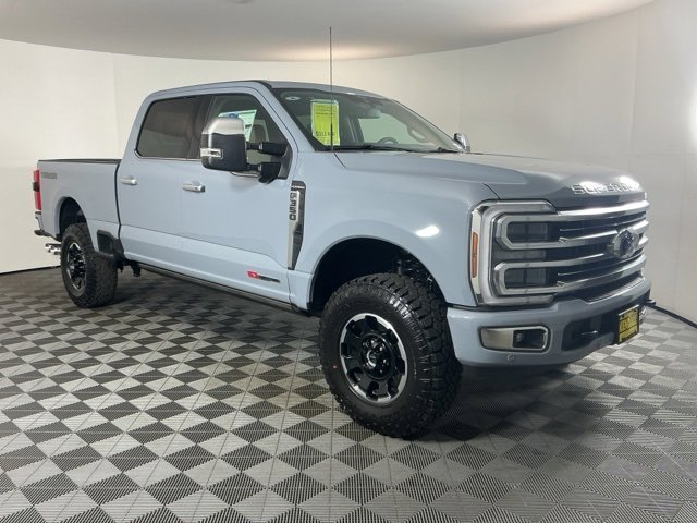 New 2026 Ford F350 Platinum image 3