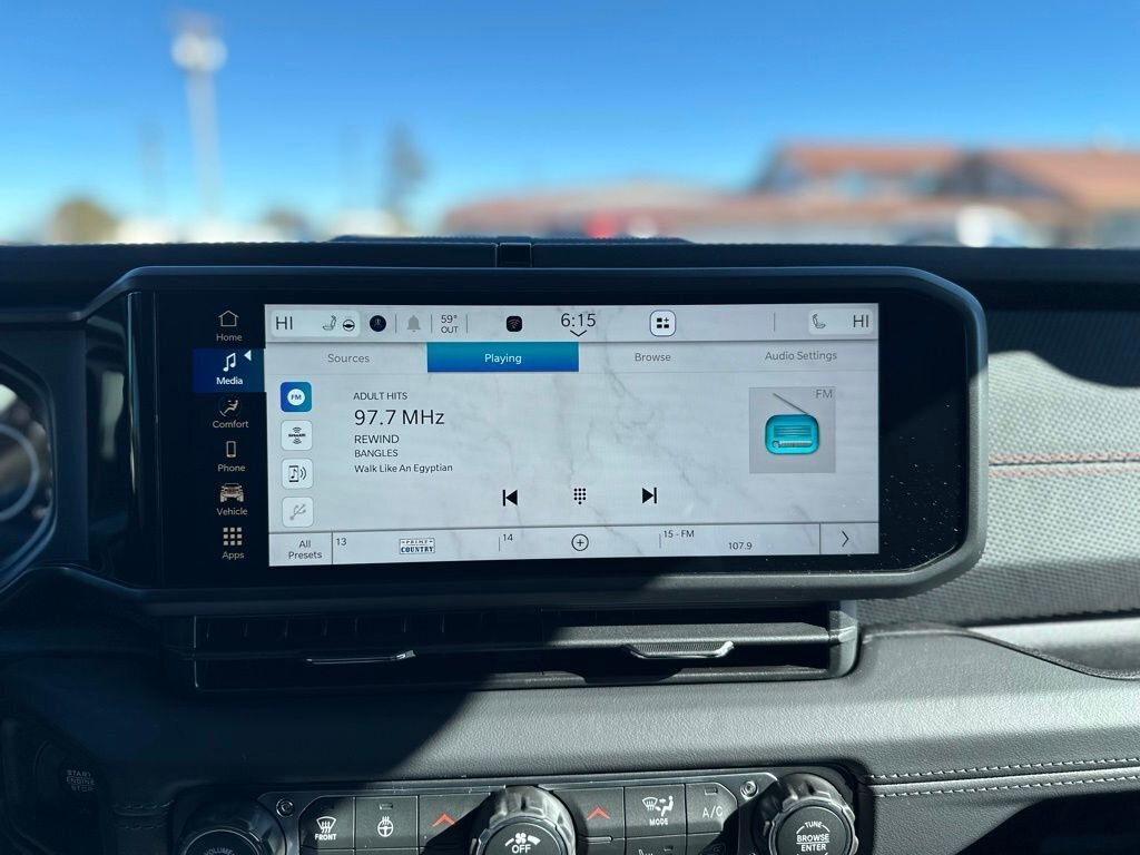 New 2026 Jeep Gladiator Rubicon w/ Steel Bumper Group image 20