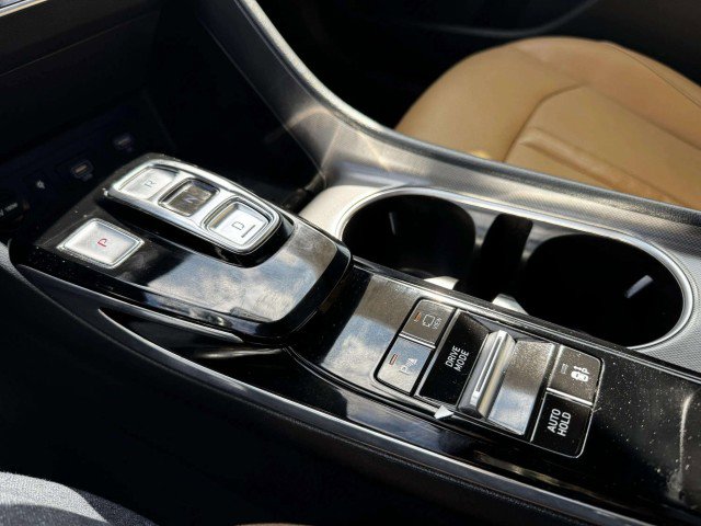 Used 2020 Hyundai Sonata Limited image 32