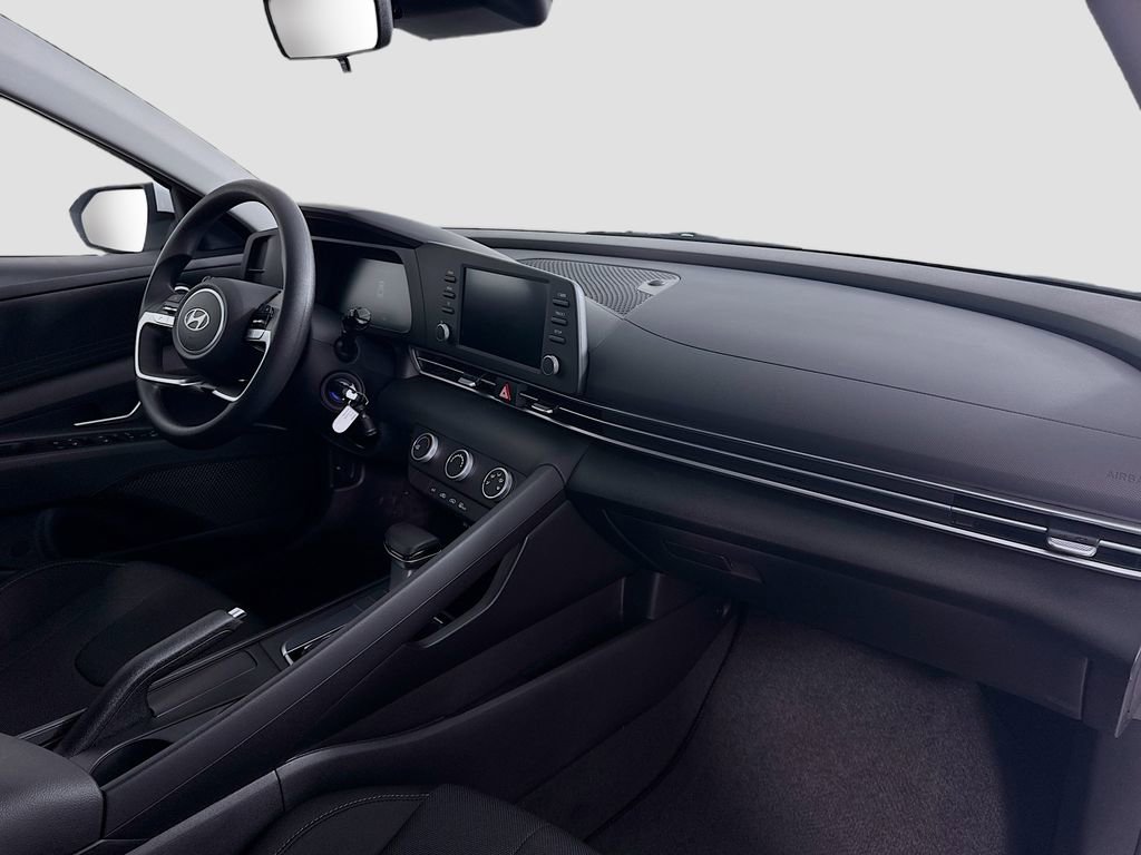 New 2026 Hyundai Elantra SE image 28