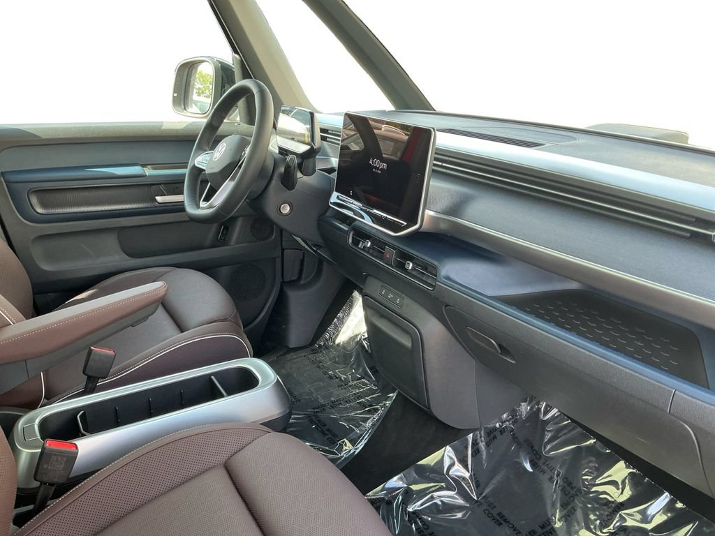 New 2025 Volkswagen ID. Buzz Pro S Plus AWD/4WD image 17