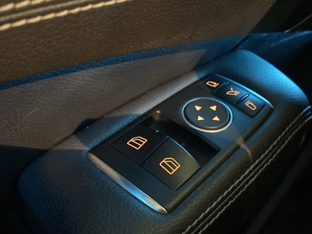 Certified 2017 Mercedes-Benz SL 450 image 8