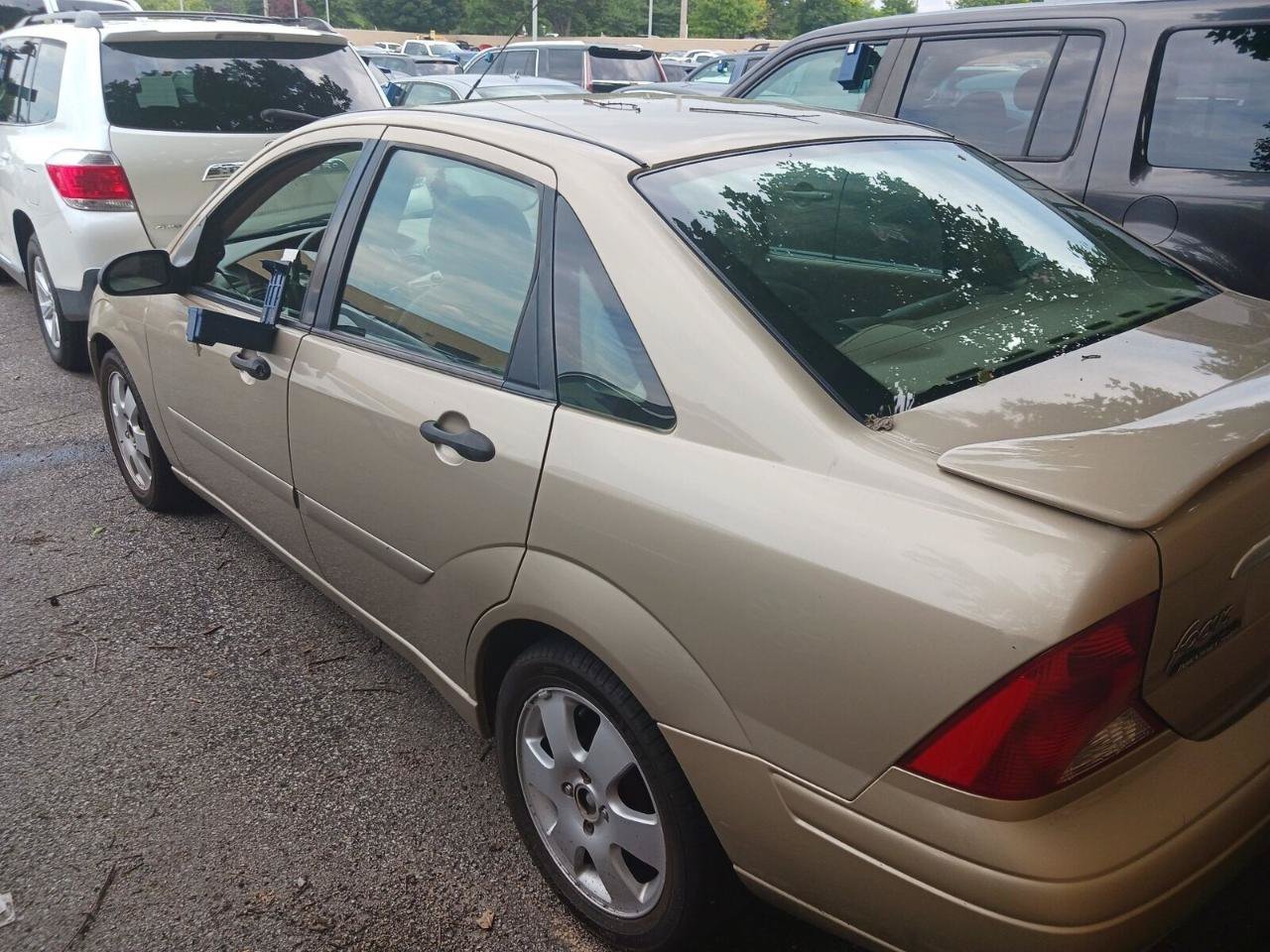 Used 2002 Ford Focus ZTS FWD image 4