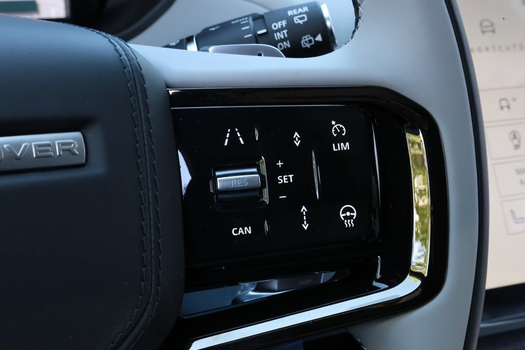 New 2026 Land Rover Range Rover Velar Dynamic SE AWD/4WD image 19
