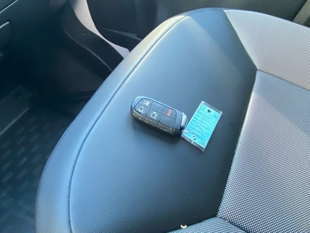 Used 2024 RAM ProMaster 2500 w/ Convenience Group image 28