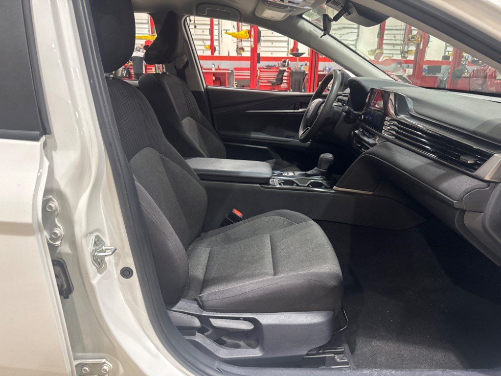 Used 2025 Toyota Camry LE FWD image 48