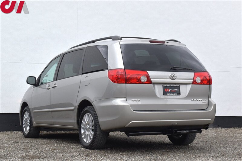 Used 2008 Toyota Sienna LE AWD/4WD image 2