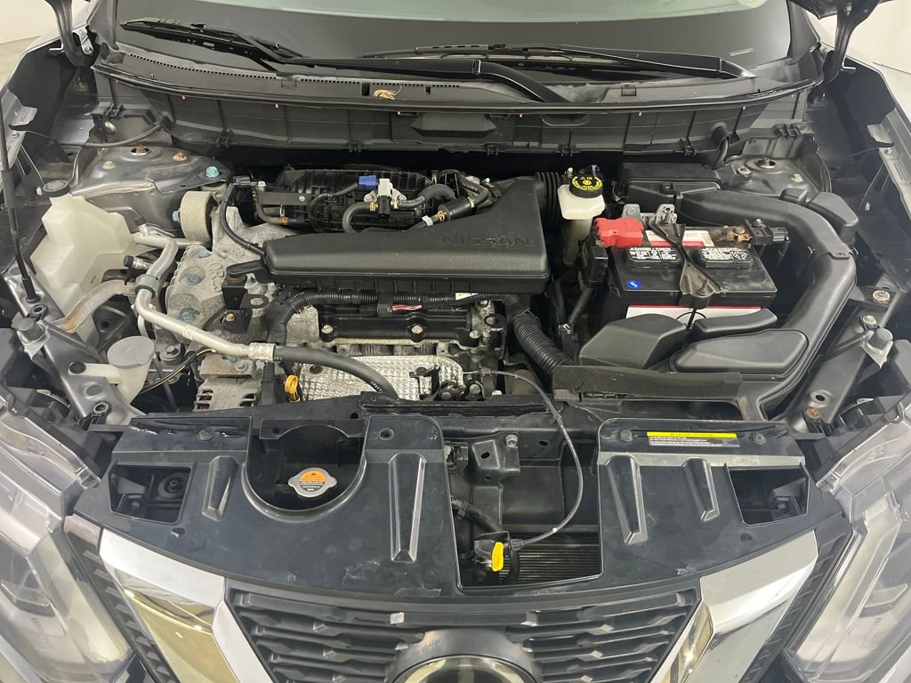Used 2019 Nissan Rogue S image 9