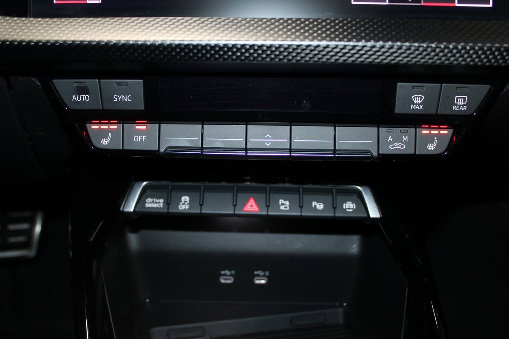 Used 2025 Audi RS 3 image 31