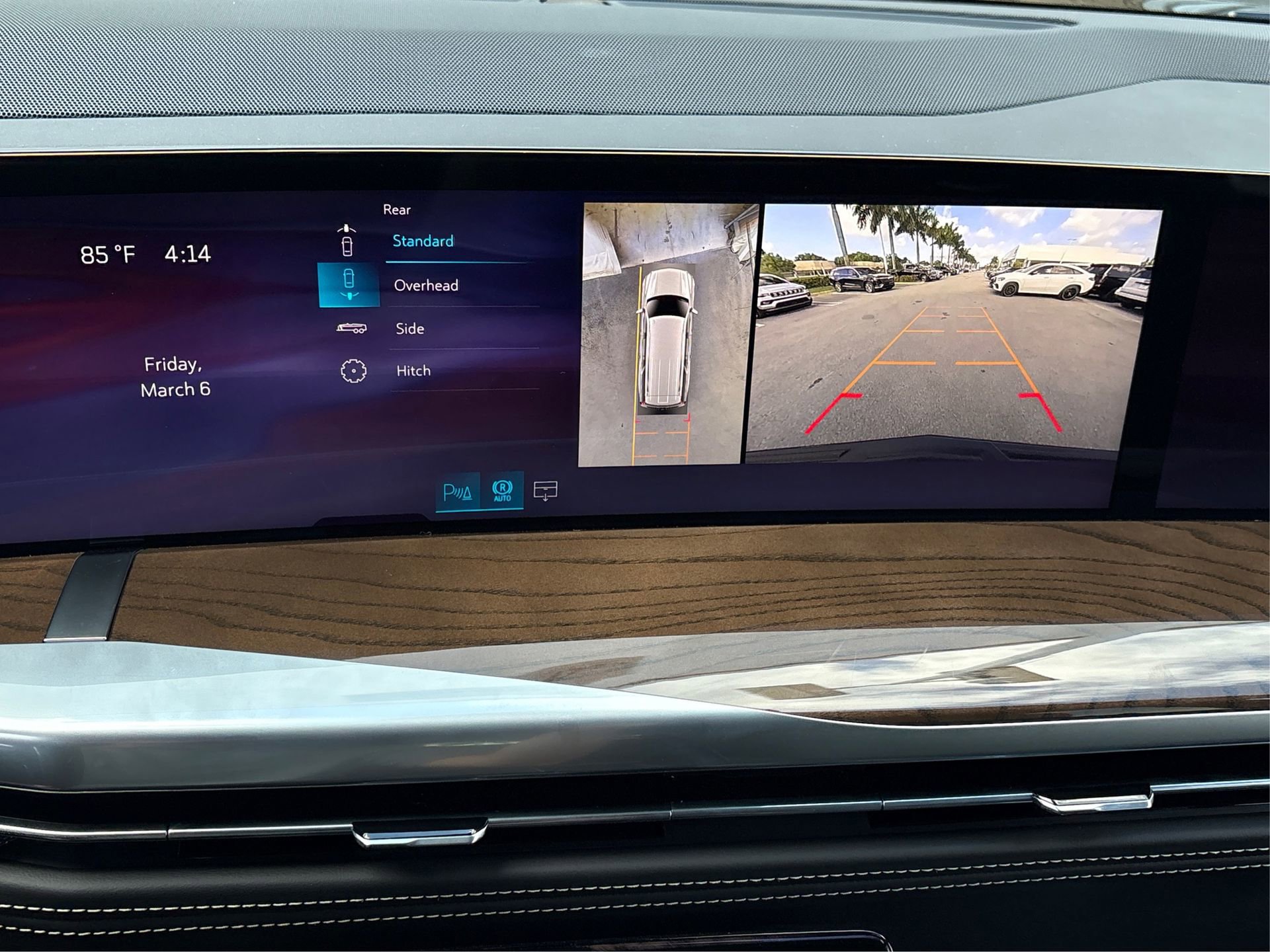 New 2026 Cadillac Escalade ESV Platinum Sport w/ LPO, ONYX Package image 24