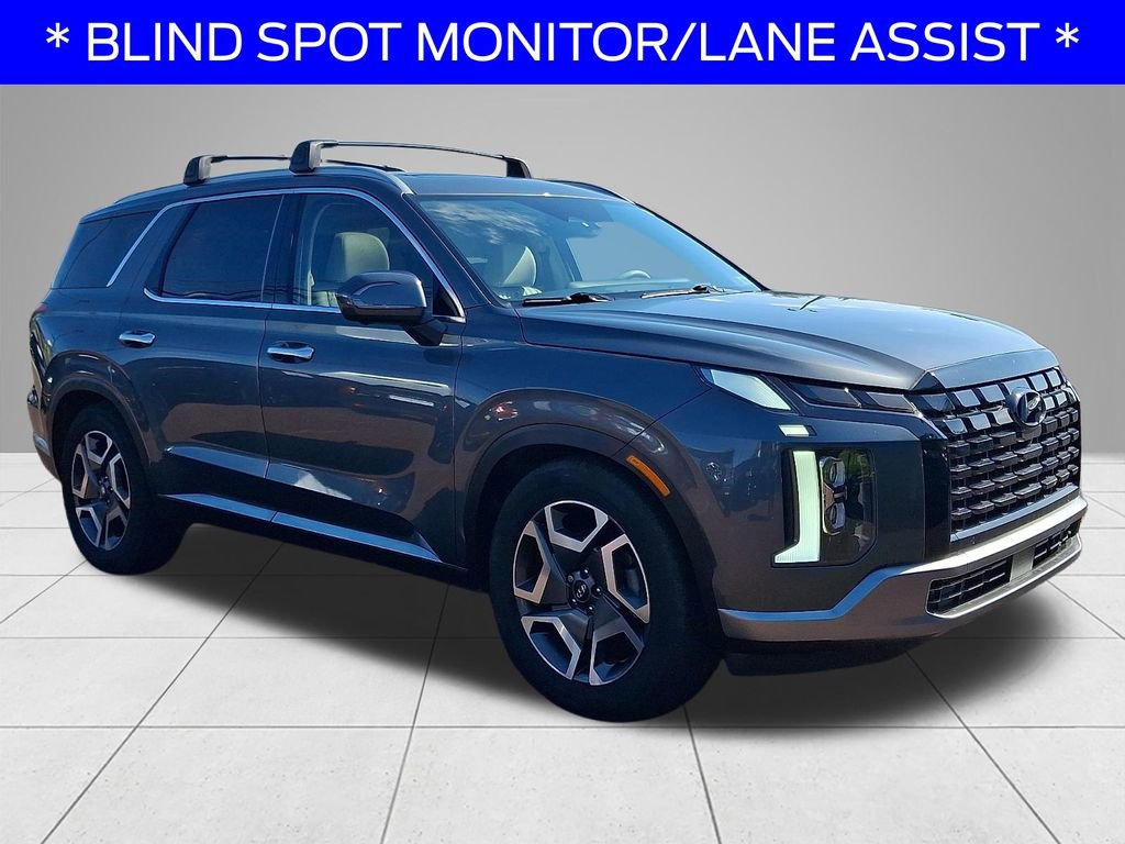 Used 2024 Hyundai Palisade Limited image 3