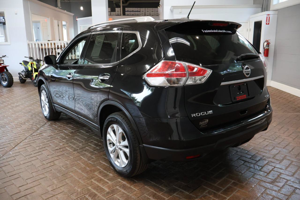 Used 2016 Nissan Rogue SV AWD/4WD image 5
