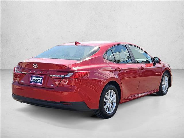 Used 2025 Toyota Camry LE FWD image 5