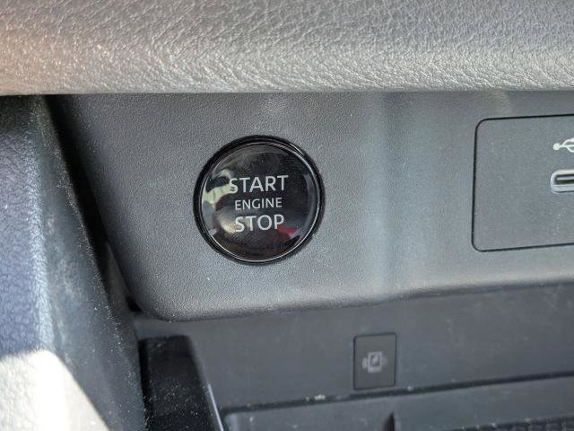 Used 2024 Nissan Rogue SL w/ SL Premium Package image 32