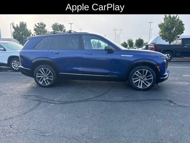 Used 2026 Cadillac Vistiq Sport AWD/4WD image 2