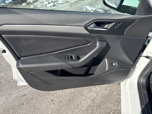 Used 2019 Volkswagen Jetta S w/ Driver Assistance Package image 10