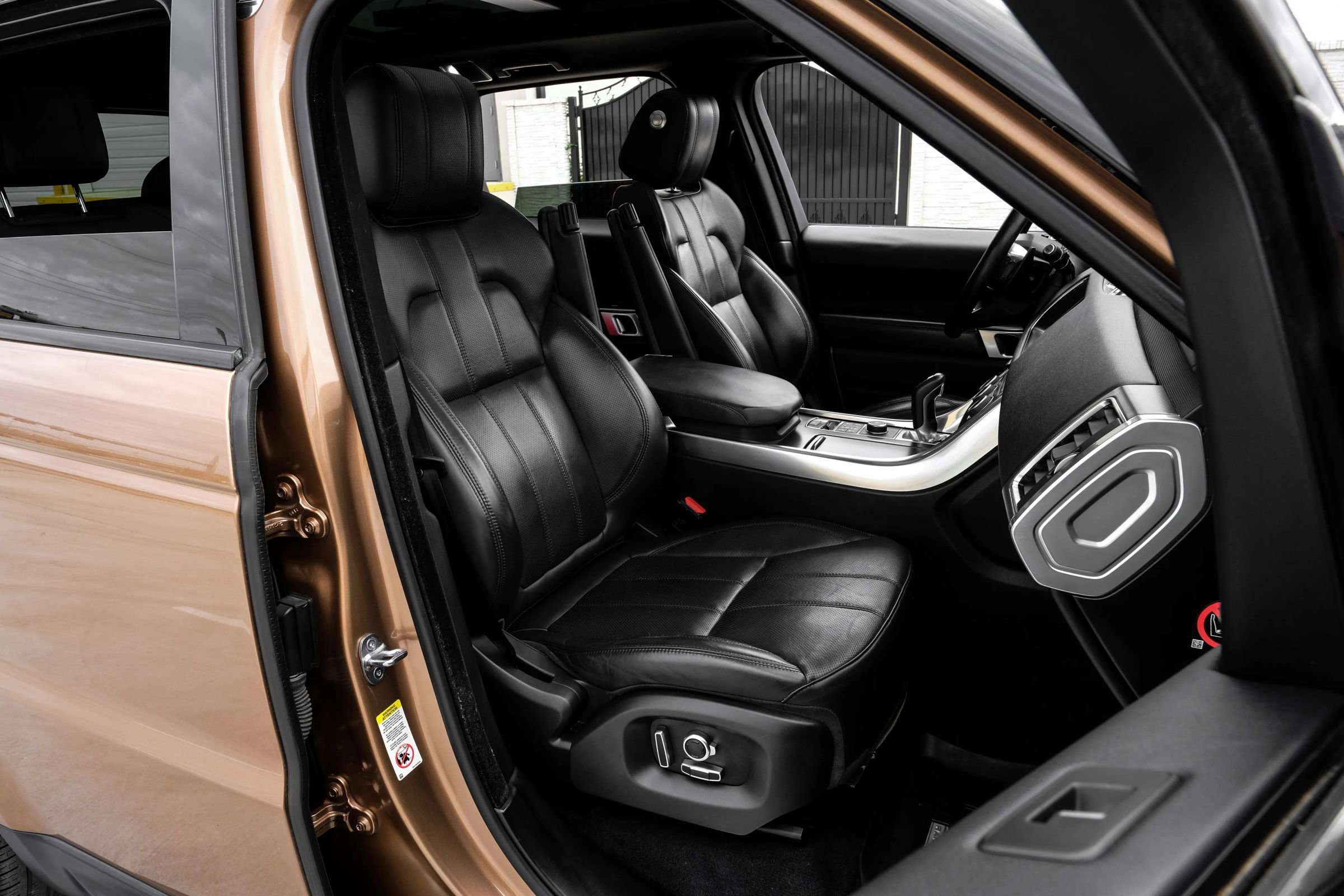 Used 2017 Land Rover Range Rover Sport image 34