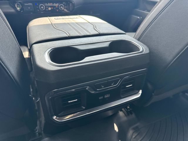 Used 2024 Chevrolet Silverado 3500 High Country w/ High Country Premium Package AWD/4WD image 17