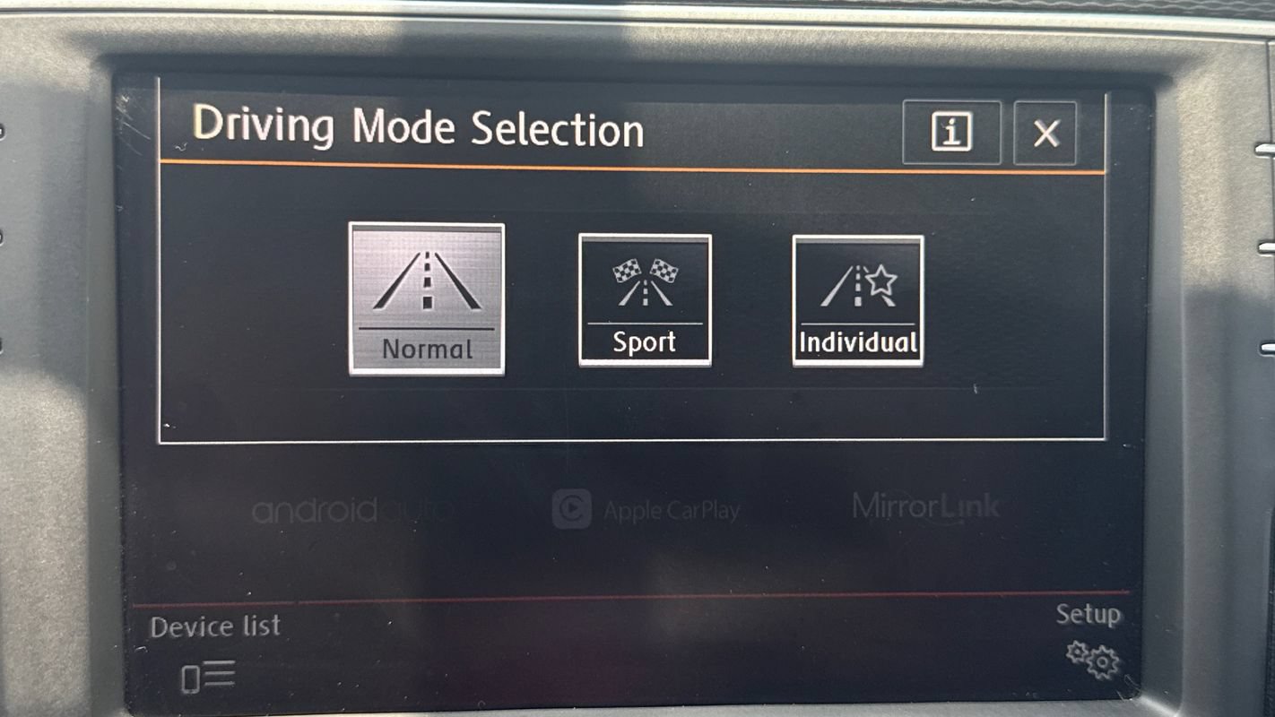 Used 2016 Volkswagen GTI SE FWD image 34