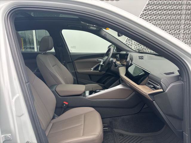 Certified 2025 Audi Q5 Premium Plus w/ Premium Plus AWD/4WD image 7